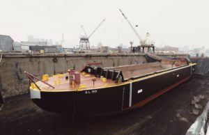 navy-yard-hero_boat